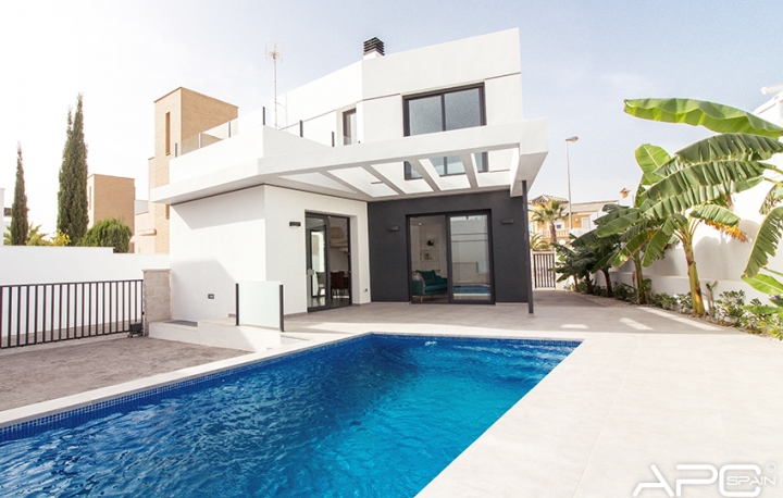 Más casas en España están siendo compradas por extranjeros